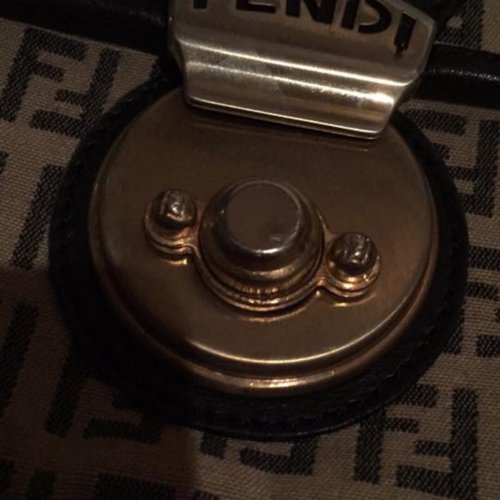 Authentic Fendi bag - Picture 8 of 11